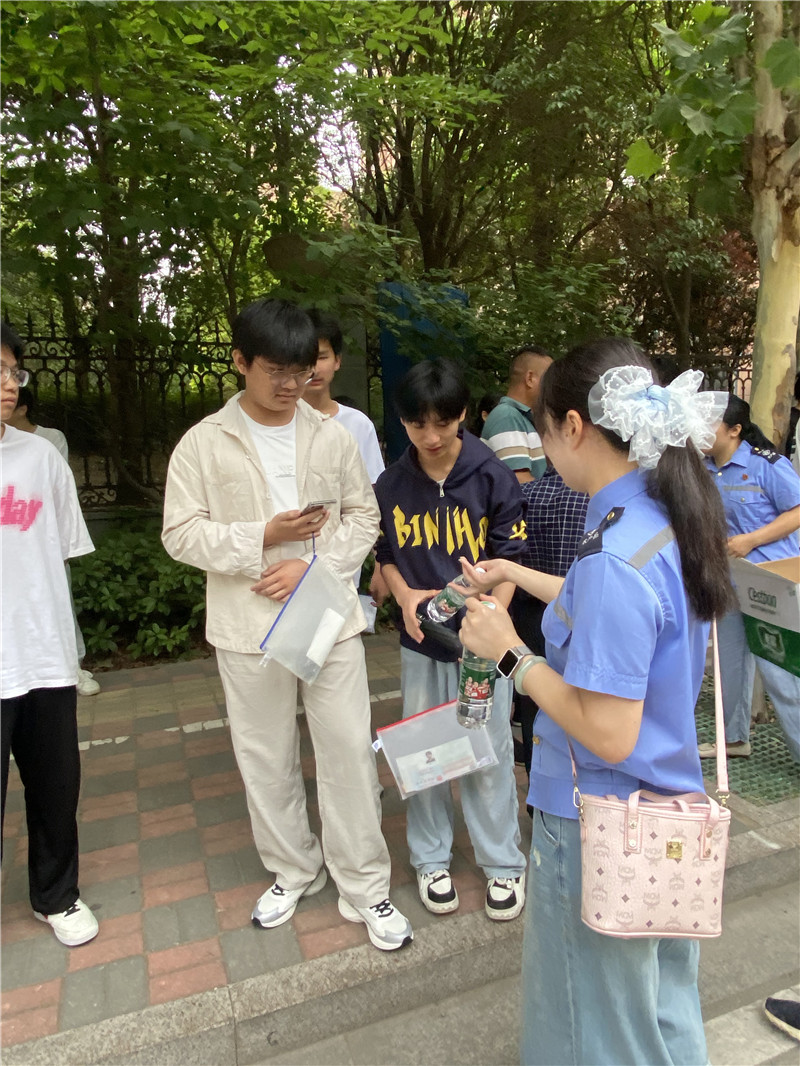 ����Ǯ������